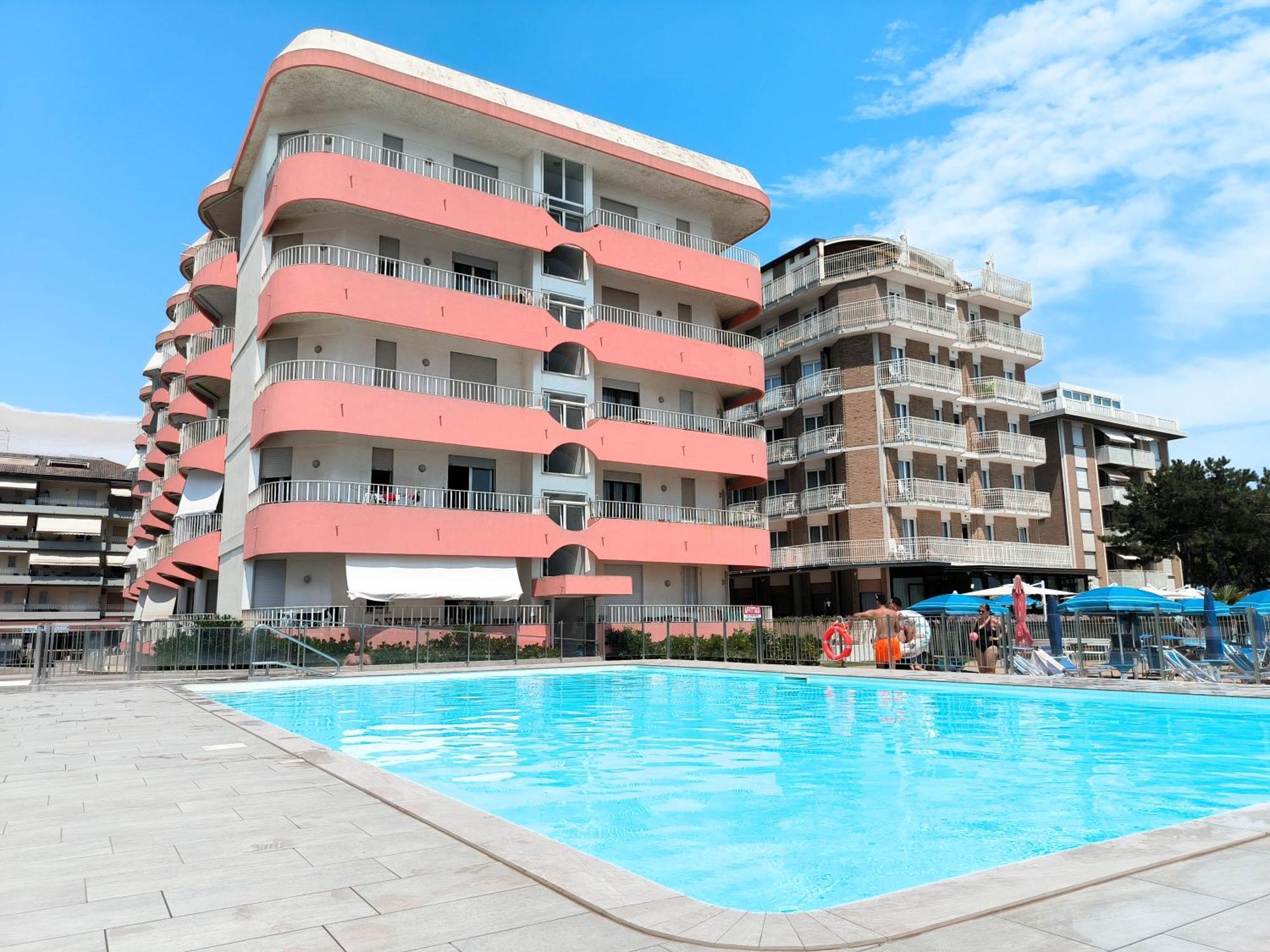 Apollo Fronte Mare Apartment Lido di Jesolo Luaran gambar