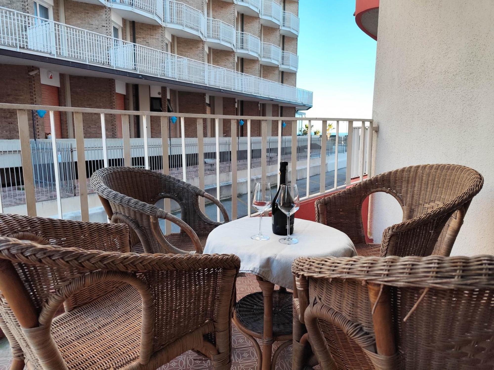 Apollo Fronte Mare Apartment Lido di Jesolo Luaran gambar